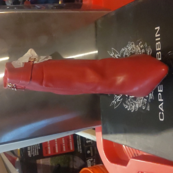 NWOT Cape Robbin red (it says wine) size 8.5 high heels boots - Picture 2 of 10